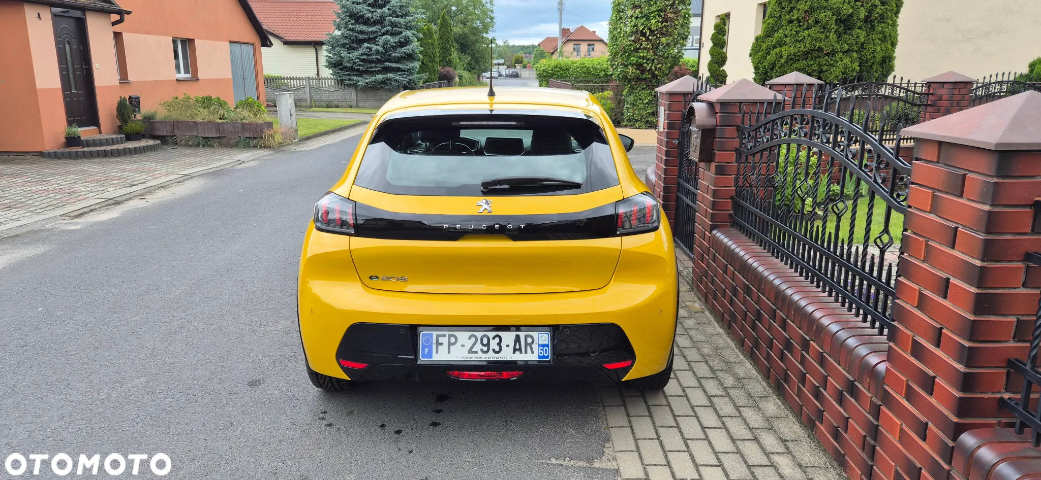 Peugeot 208 - 4