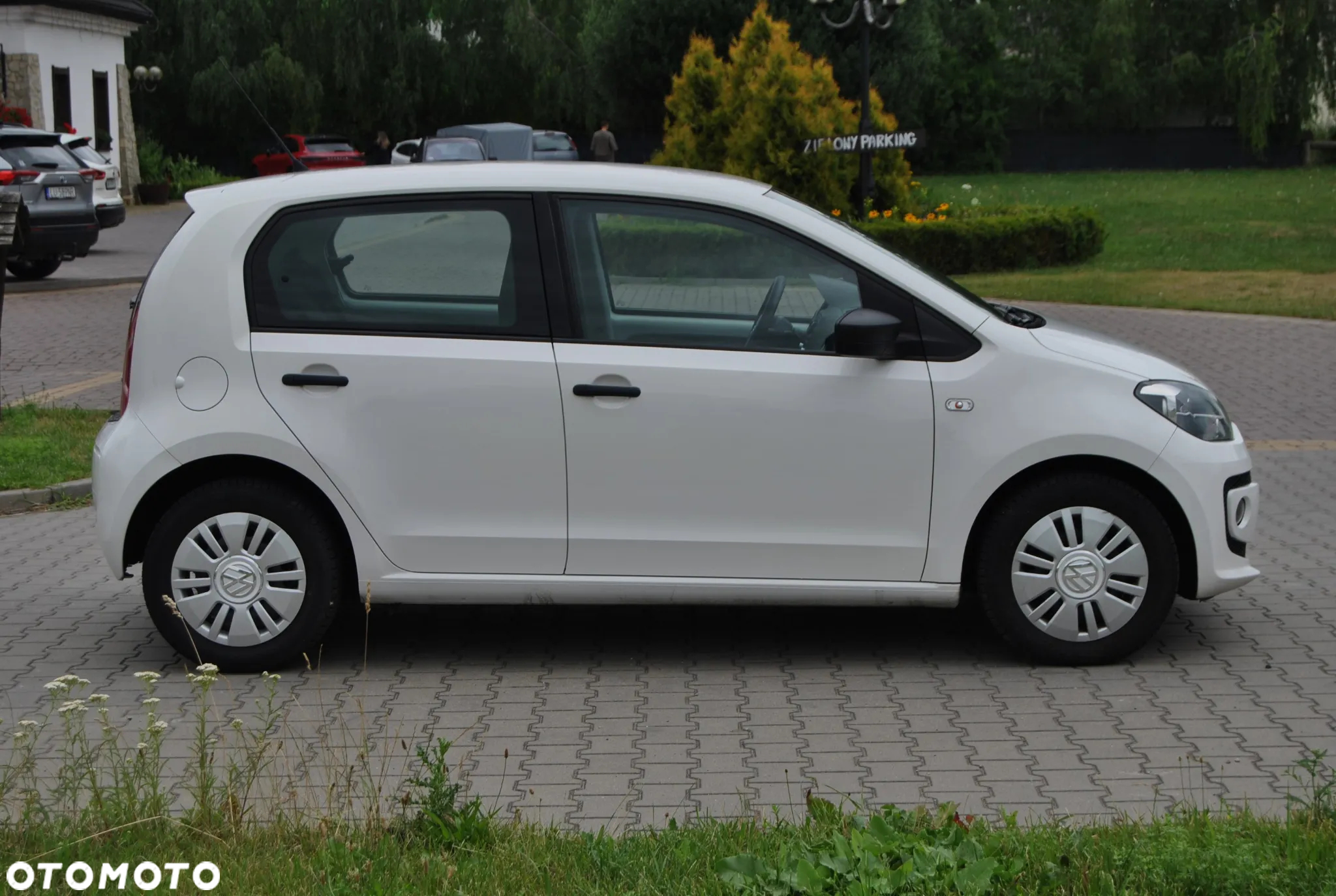 Volkswagen up! 1.0 street - 15