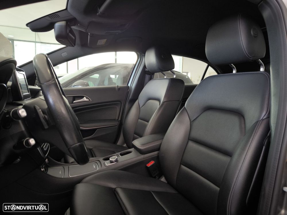 Mercedes-Benz A 180 d 7G-DCT Urban - 11