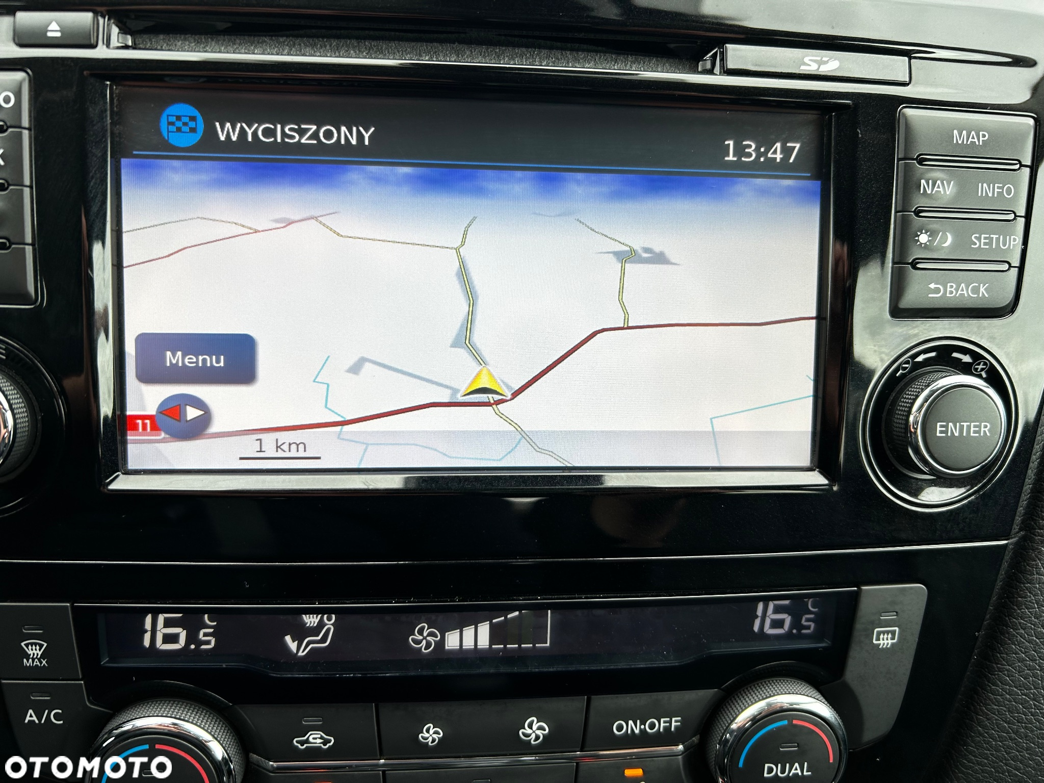 Nissan Qashqai 1.6 DIG-T N-Connecta - 12