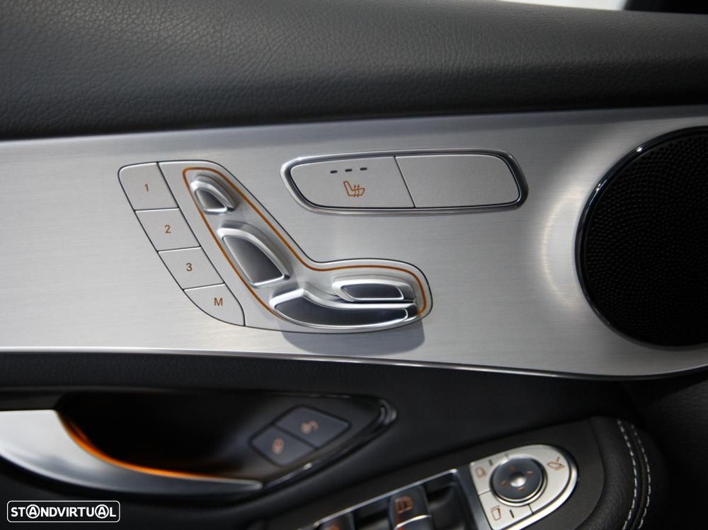 Mercedes-Benz GLC 300 de Coupé 4Matic - 16