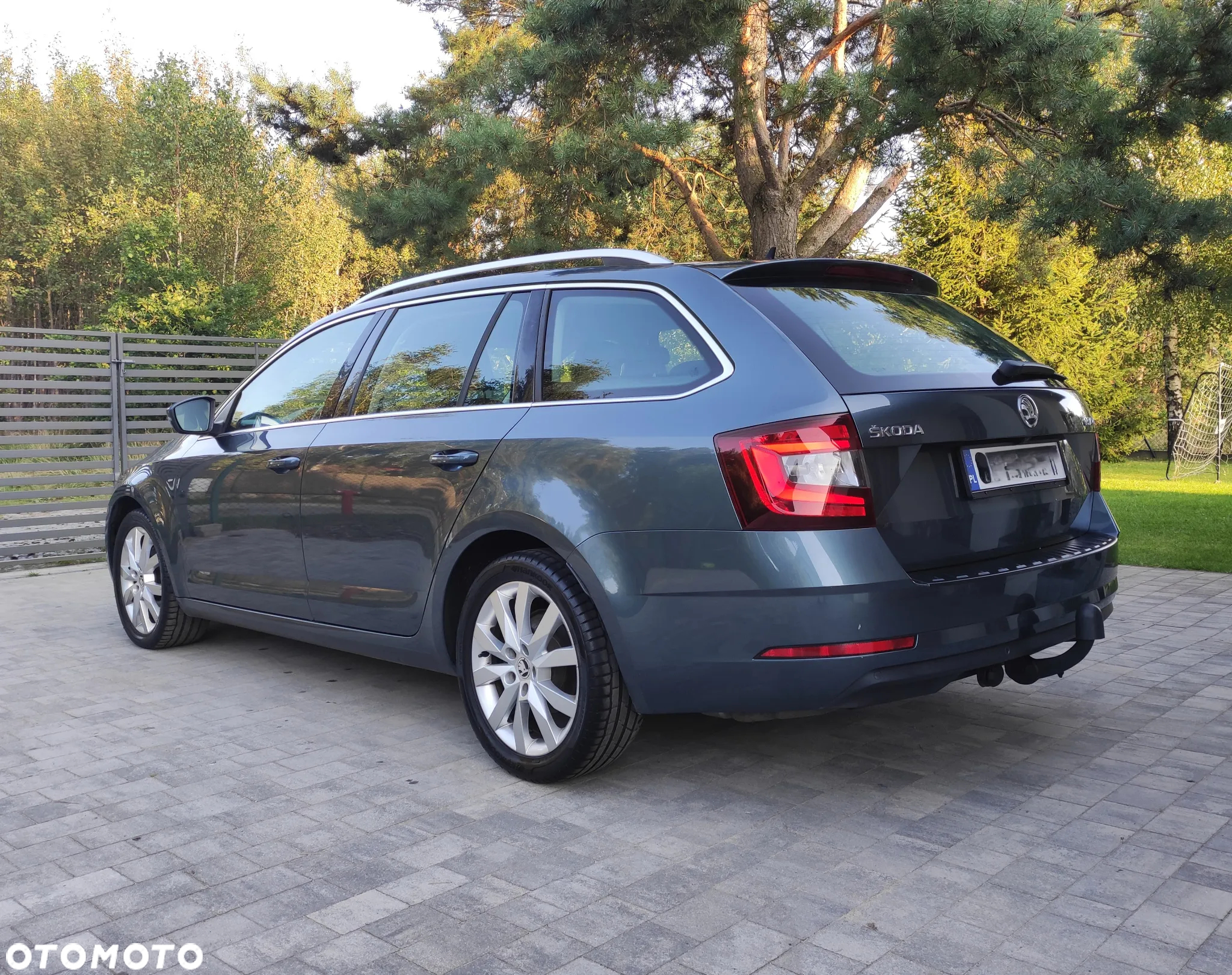 Skoda Octavia Combi 1.8 TSI DSG Style - 3