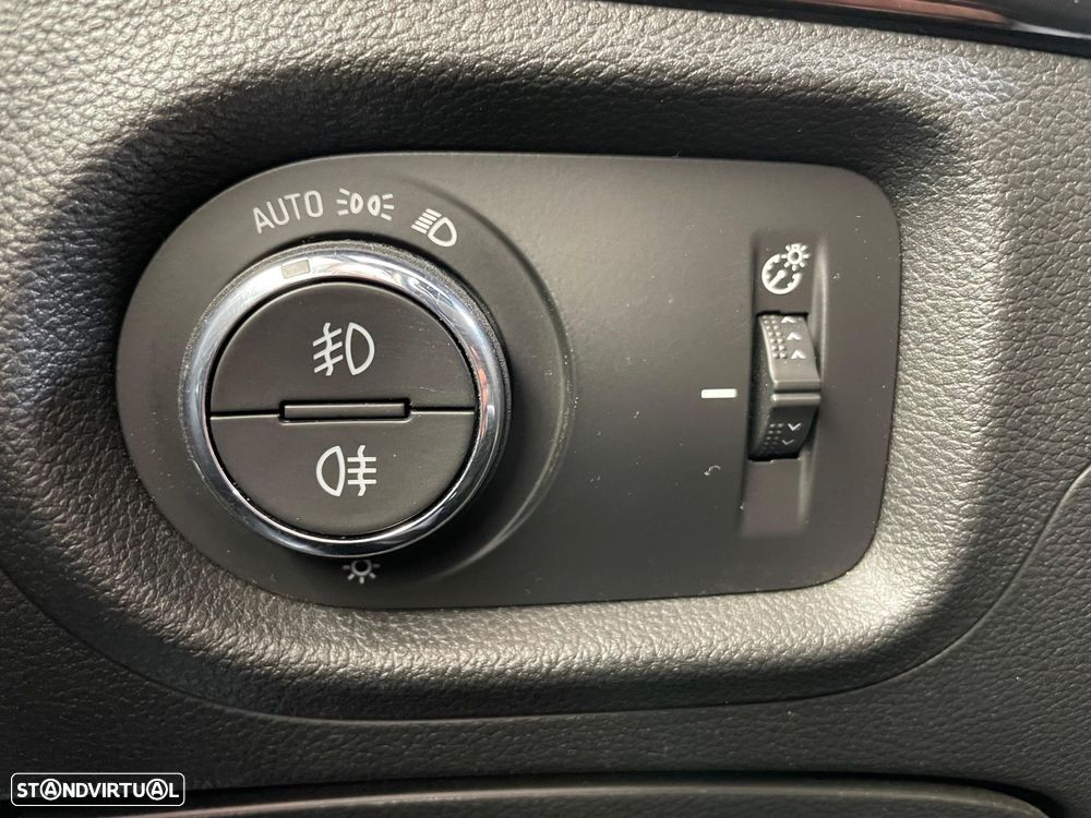 Opel Astra Sports Tourer 1.2 T Elegance - 18