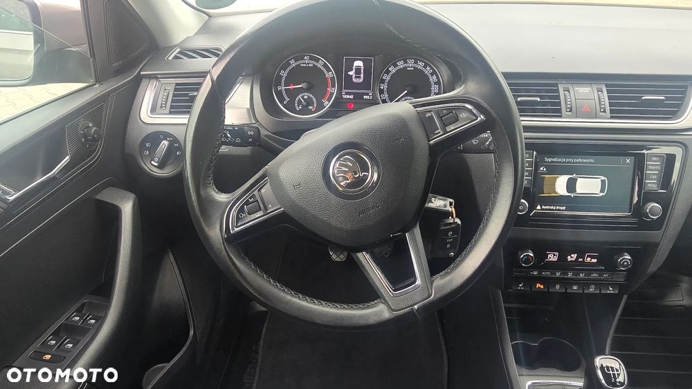 Skoda RAPID 1.0 TSI Active - 16