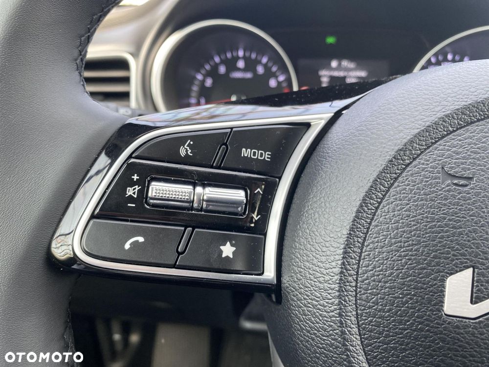 Kia XCeed 1.5 T-GDI M - 22
