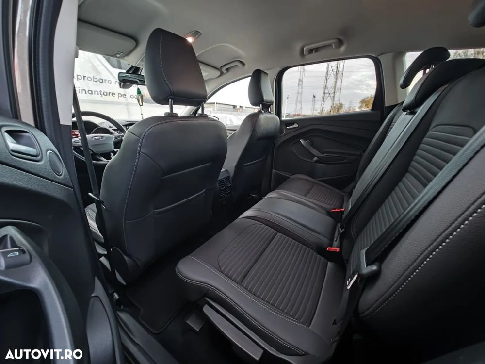 Ford Kuga 1.5 EcoBoost 4WD Aut. Titanium - 12