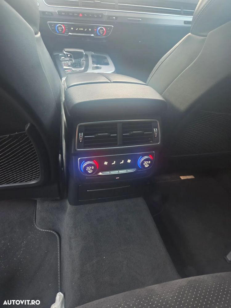 Audi Q7 - 11
