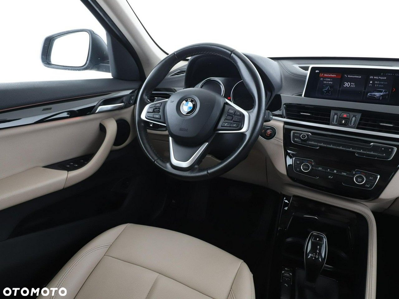 BMW X1 sDrive18d xLine - 16