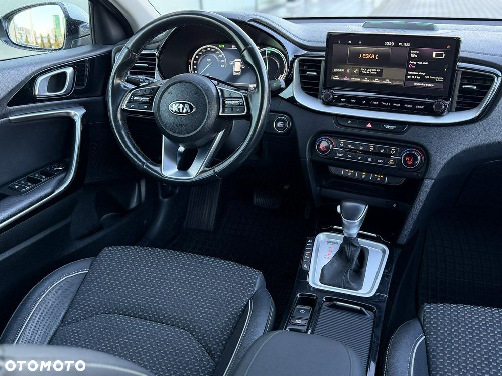 Kia Ceed 1.6 GDI PHEV Business Line DCT - 20