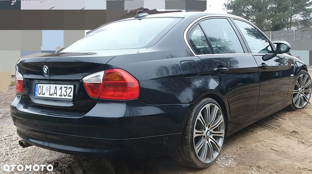 BMW Seria 3 325i - 6