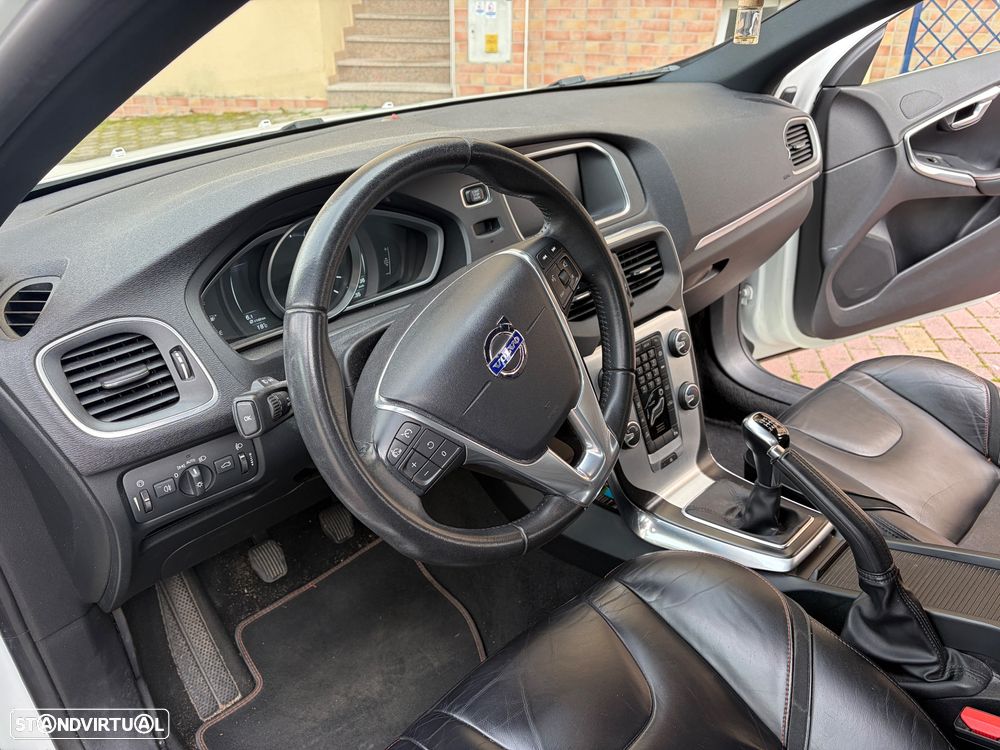 Volvo V40 D2 Ocean Race - 11