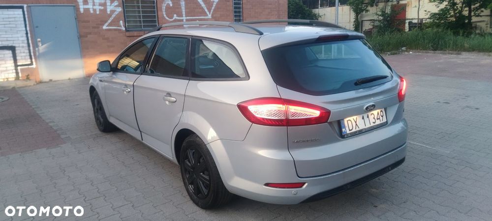 Ford Mondeo - 10