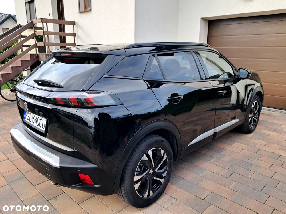 Peugeot 2008 BlueHDi 130 EAT8 Active - 12