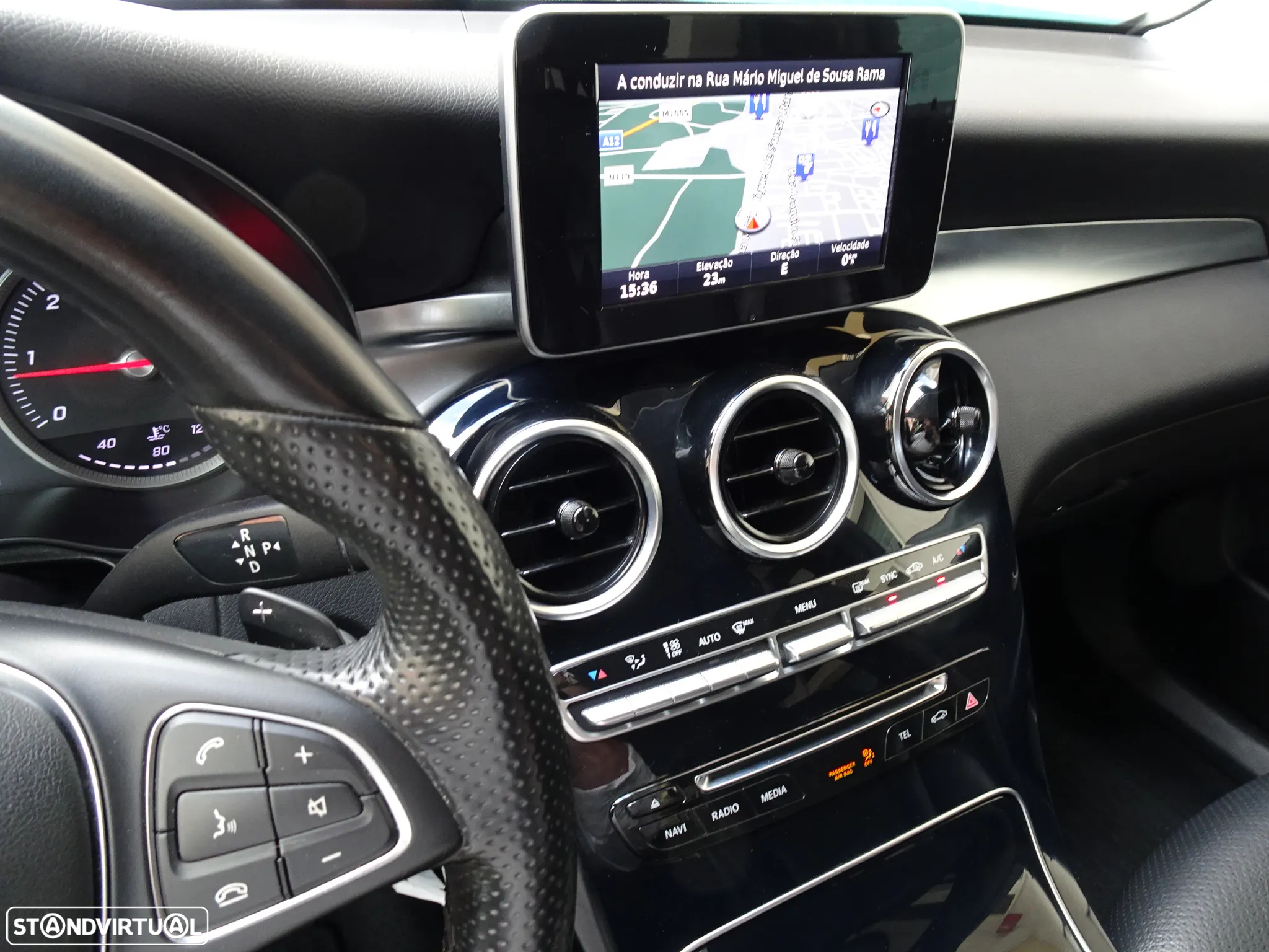 Mercedes-Benz GLC 250 d 4-Matic - 25