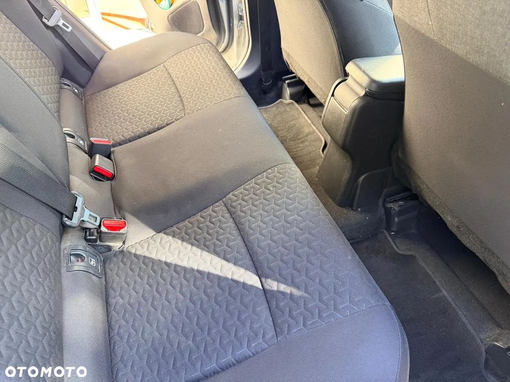 Toyota Yaris - 6