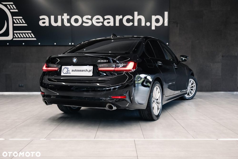BMW Seria 3 330i Advantage - 5