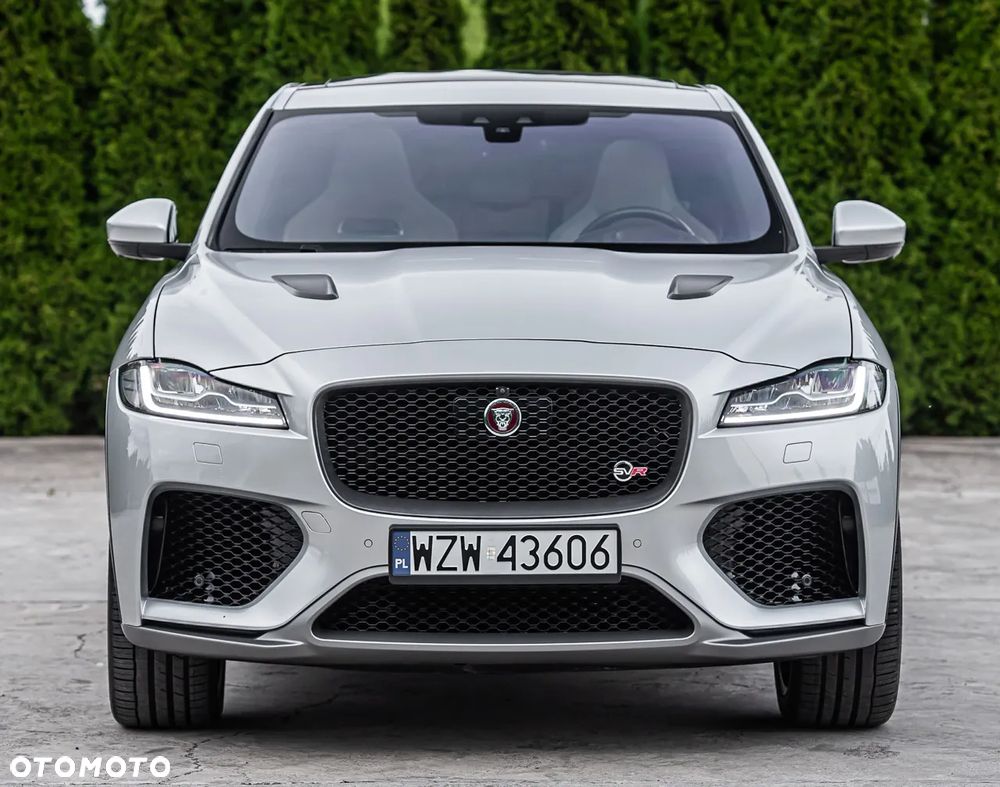 Jaguar F-Pace 5.0 V8 P550 AWD SVR - 4