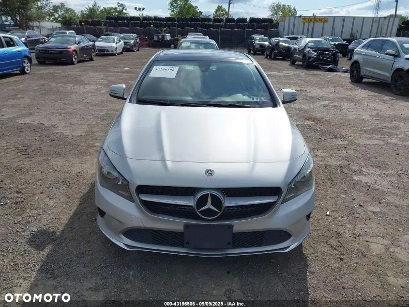 Mercedes-Benz CLA 250 4-Matic - 4