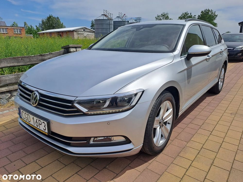 Volkswagen Passat Variant 2.0 TDI DSG (BlueMotion Technology) Comfortline - 5