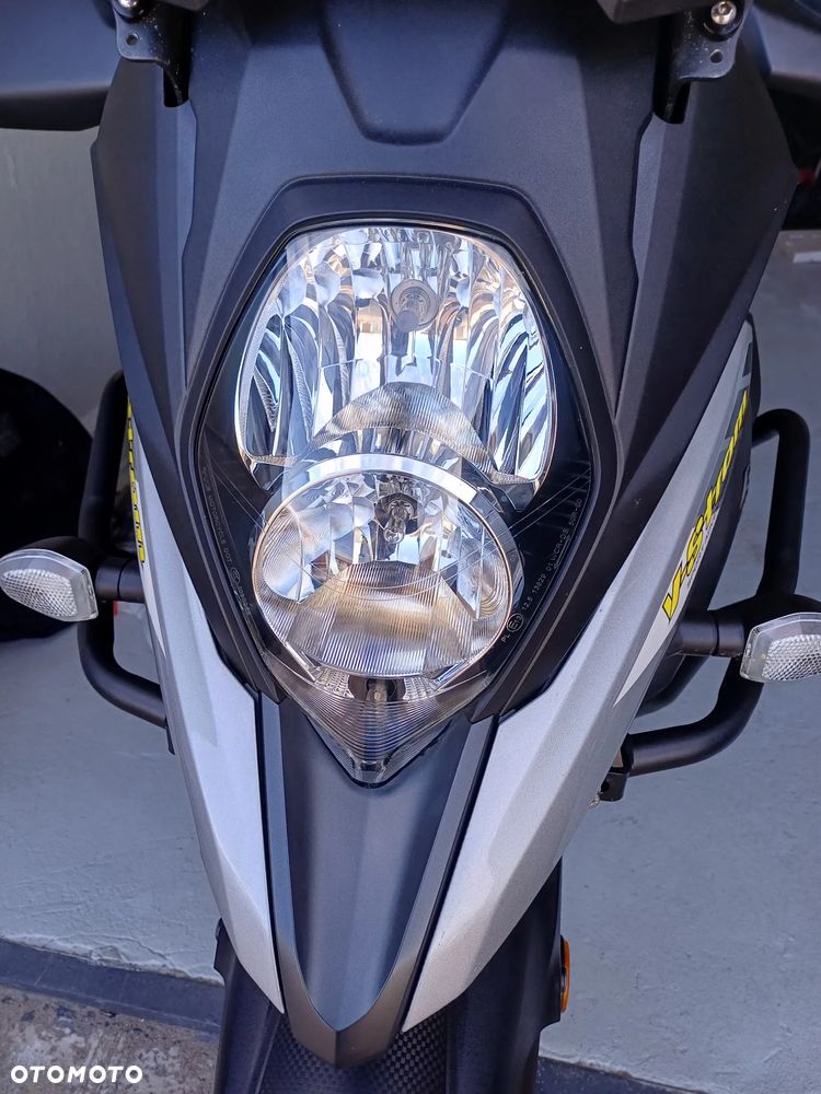 Suzuki V-STROM - 18