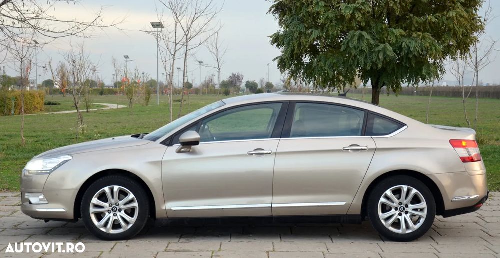 Citroën C5 2.0 HDI Susp H3+ Exclusive - 5