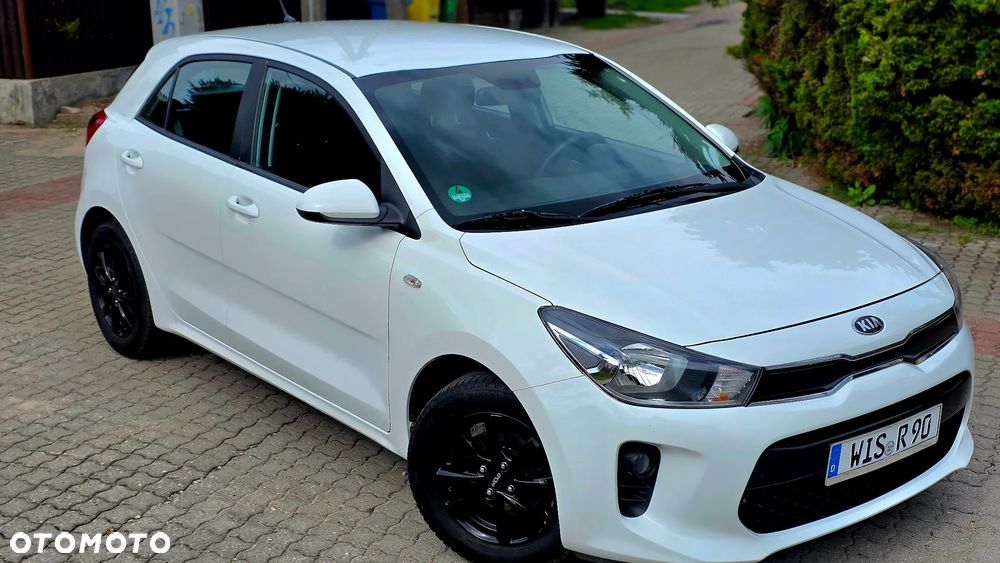 Kia Rio 1.2 Dream Team Edition - 1