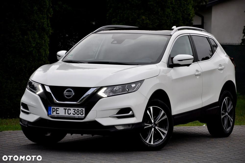 Nissan Qashqai 1.3 DIG-T AKARI - 2