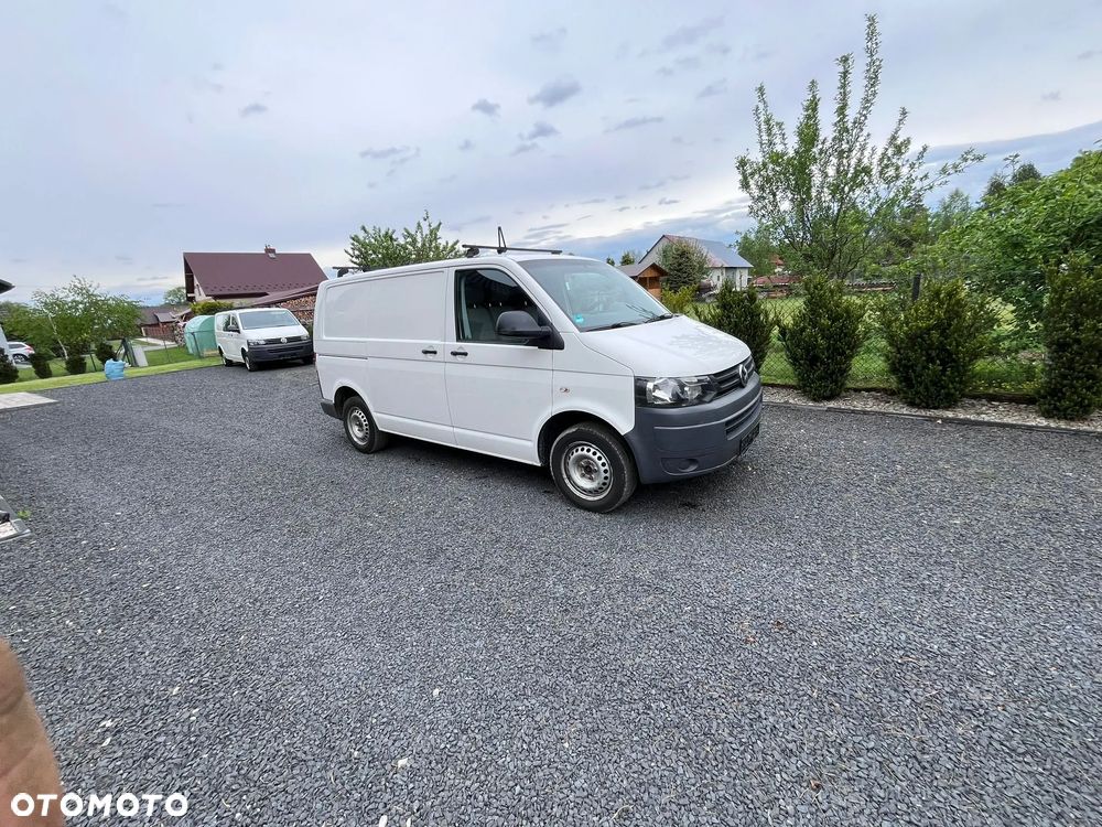 Volkswagen Transporter - 1