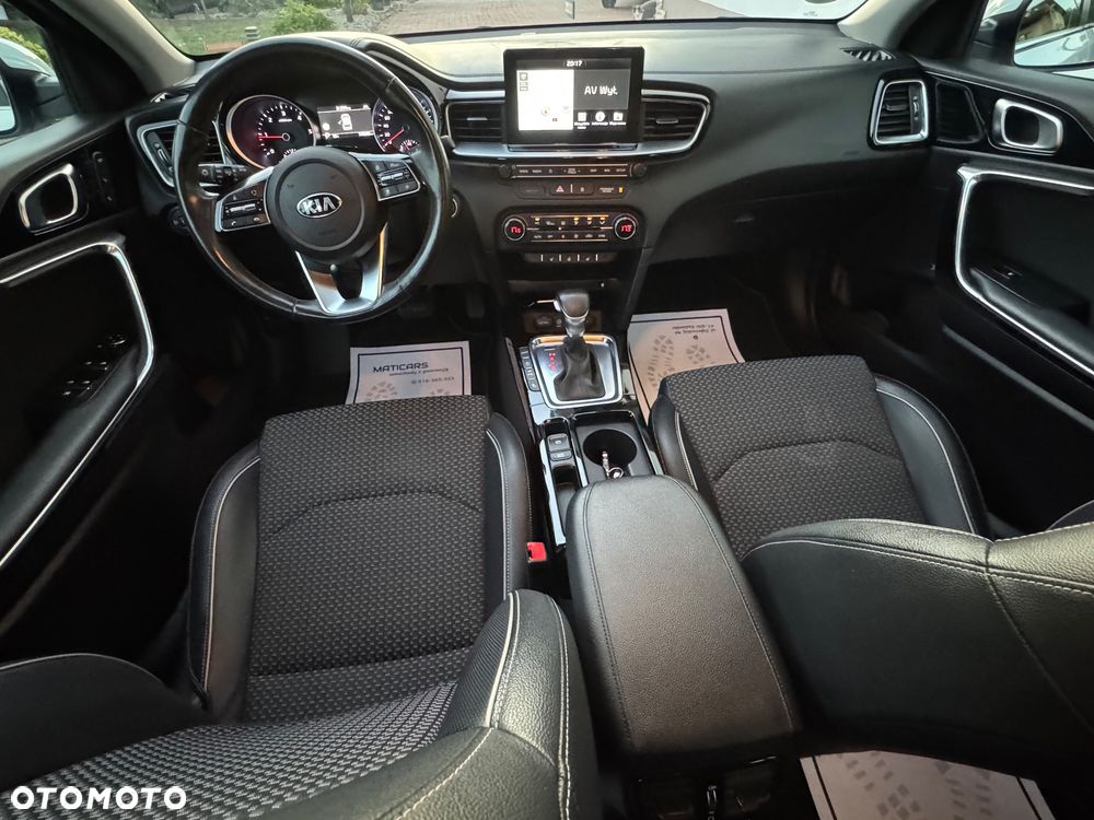 Kia Ceed - 26