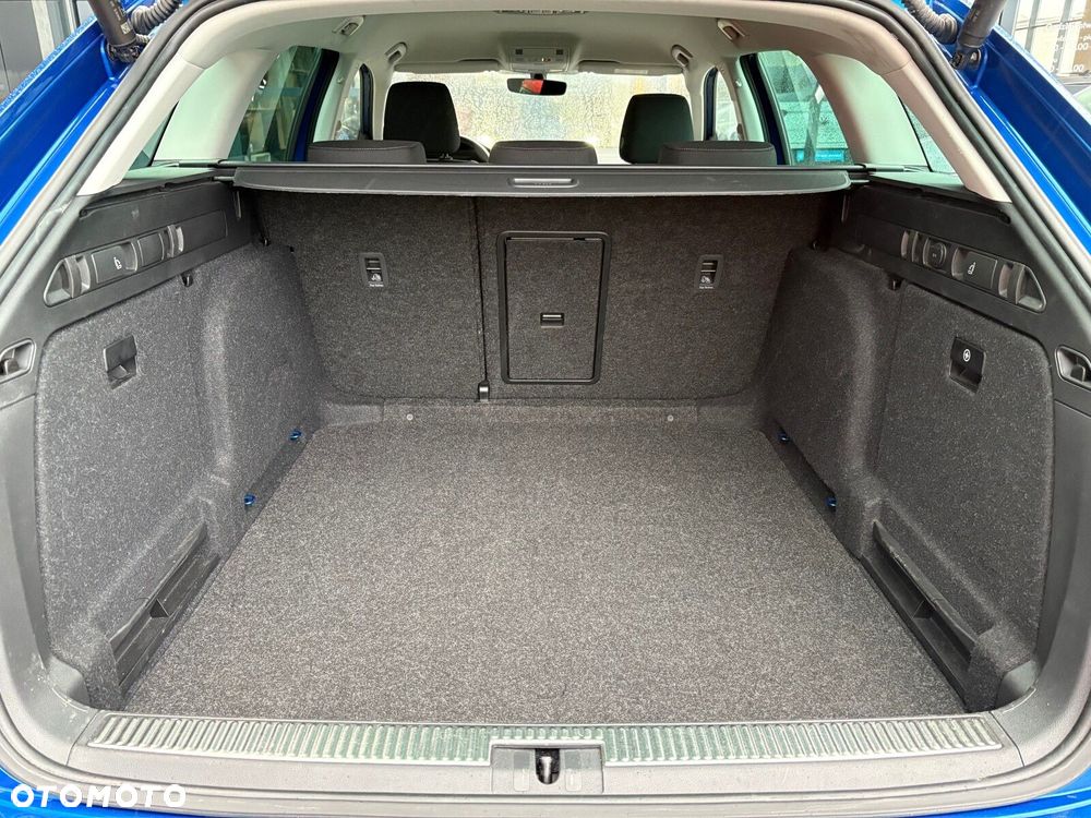 Skoda Superb 1.5 TSI Ambition DSG - 18