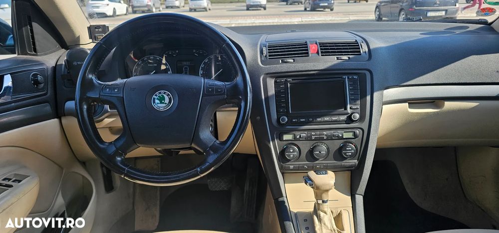 Skoda Octavia 2.0 TDI Elegance Automatic - 3