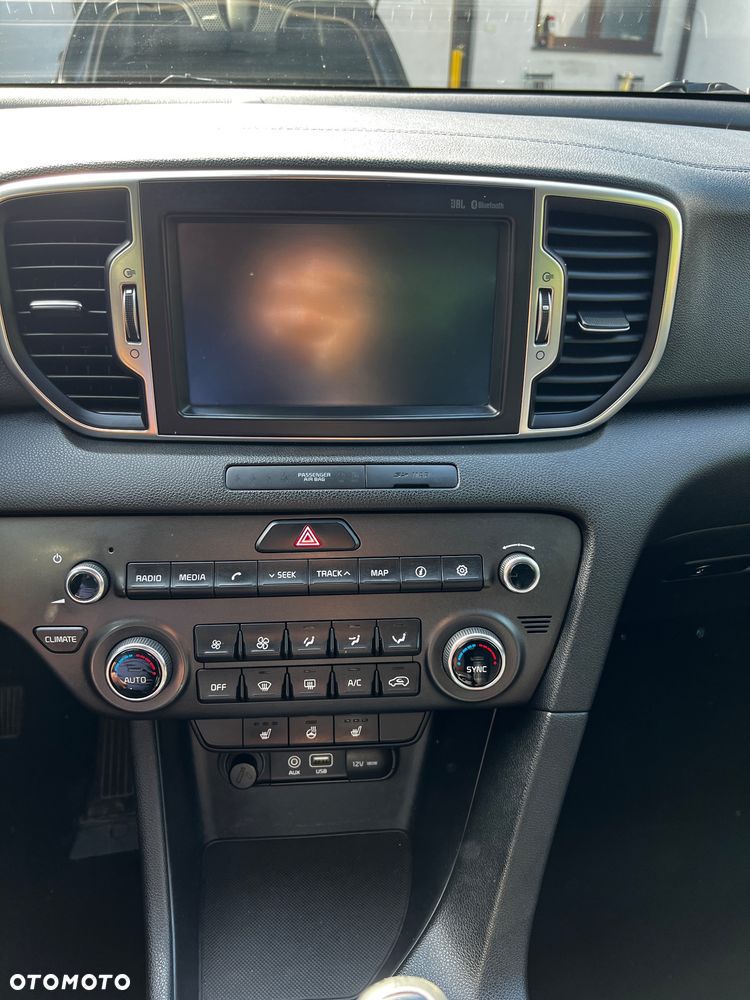 Kia Sportage 1.7 CRDI XL 2WD - 11