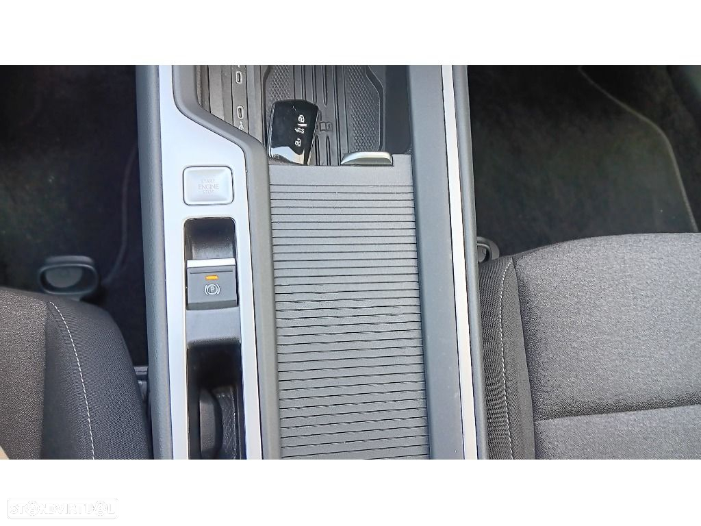 VW Passat Variant - 19