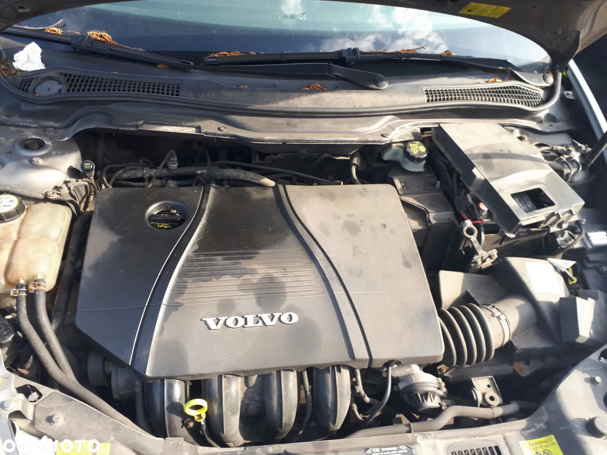 VOLVO V50 04-07 MASKA PRZÓD PRZEDNIA 462-46 - 23