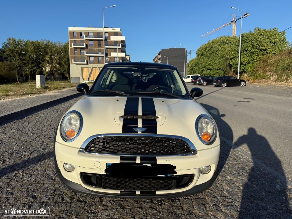MINI 3 Portas Cooper S - 2