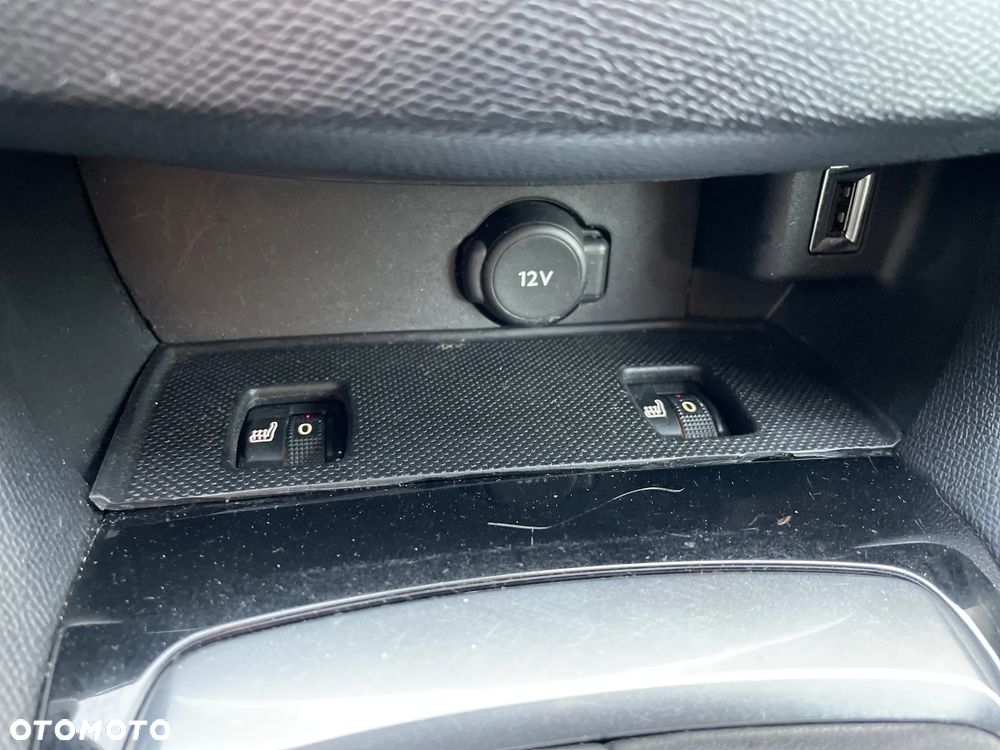 Peugeot 308 1.6 BlueHDi Business Line S&S - 17