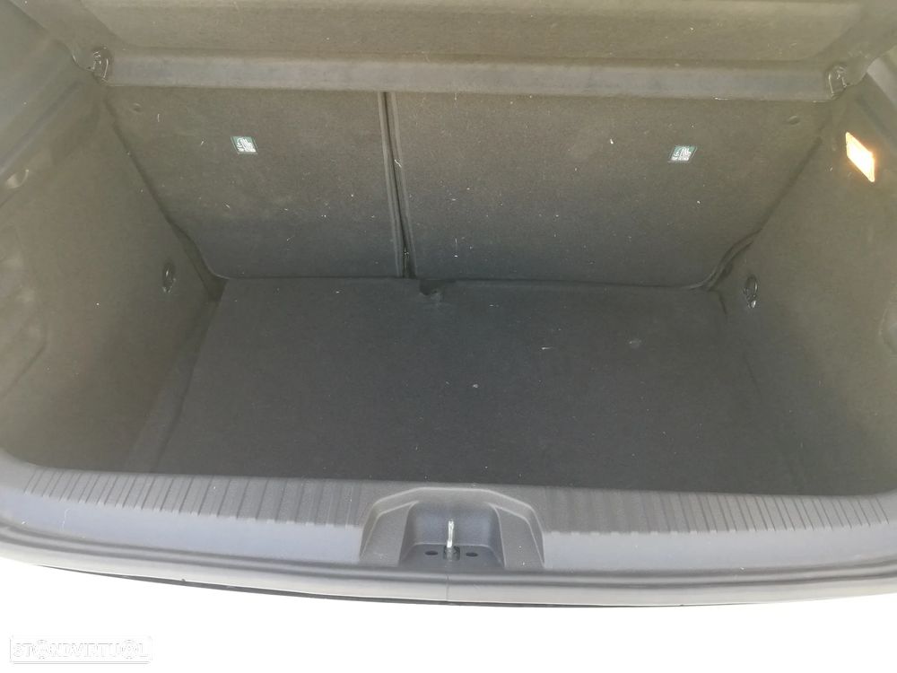 Renault Clio 1.0 TCe Evolution Bi-Fuel - 23