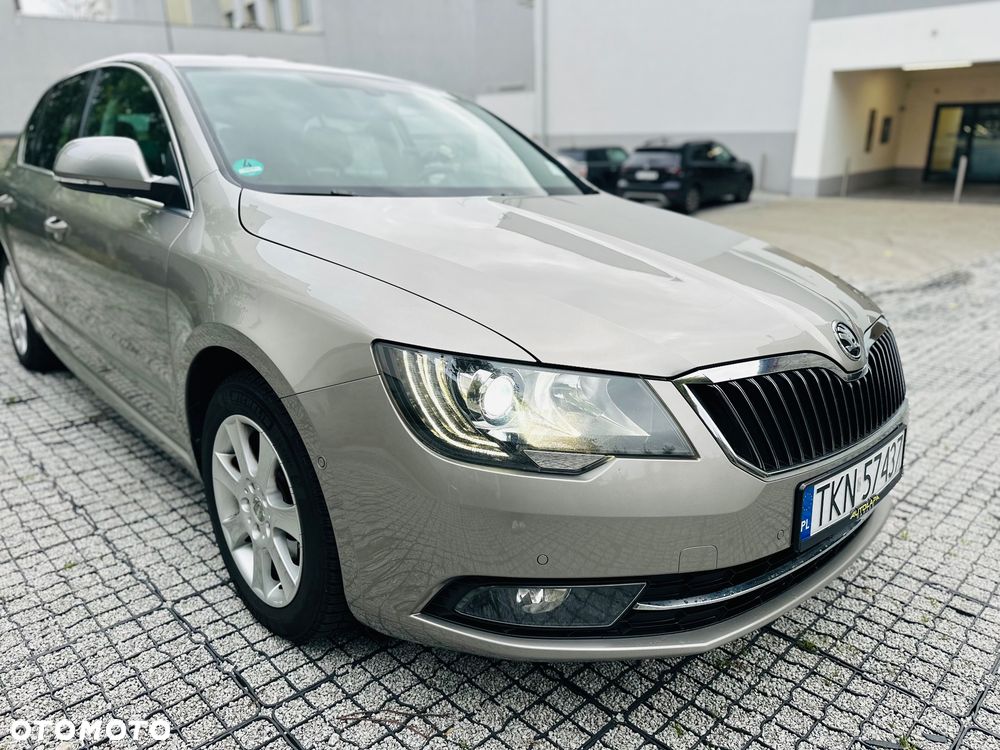 Skoda Superb 1.8 TSI DSG Exclusive - 8