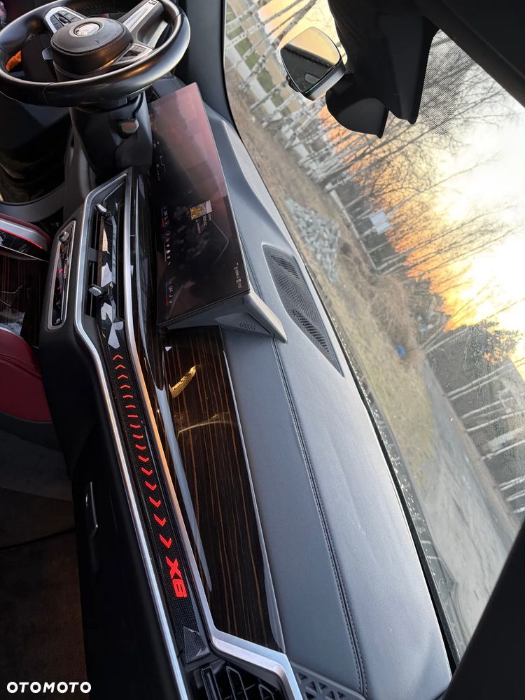 BMW X6 - 16