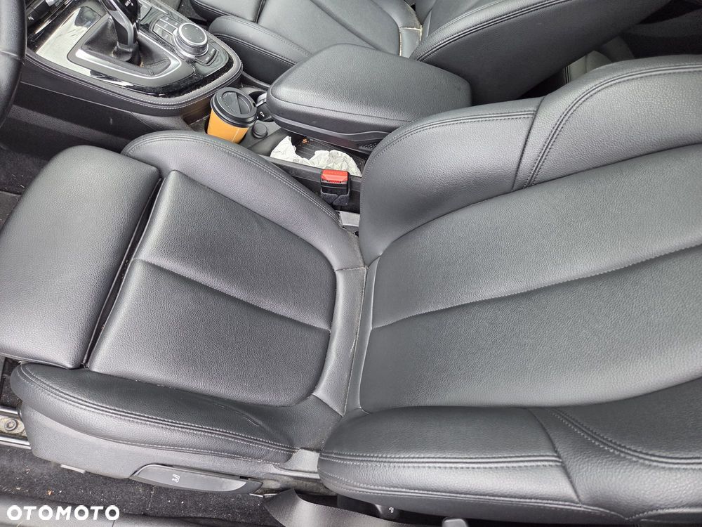 BMW Seria 2 216d GT Sport Line - 13