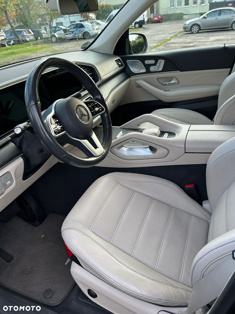Mercedes-Benz GLE - 16