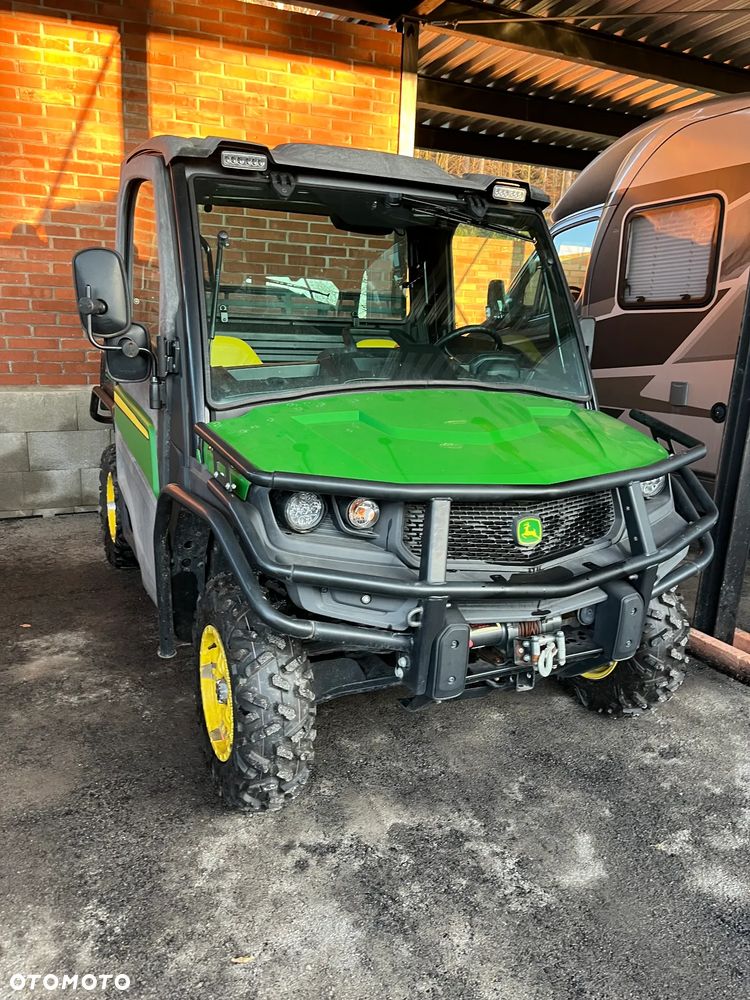 John Deere GATOR - 2