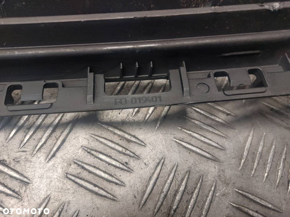 KRATKA ZDERZAKA PRZÓD ŚRODKOWA RENAULT CLIO III LIFT PO019401 - 6