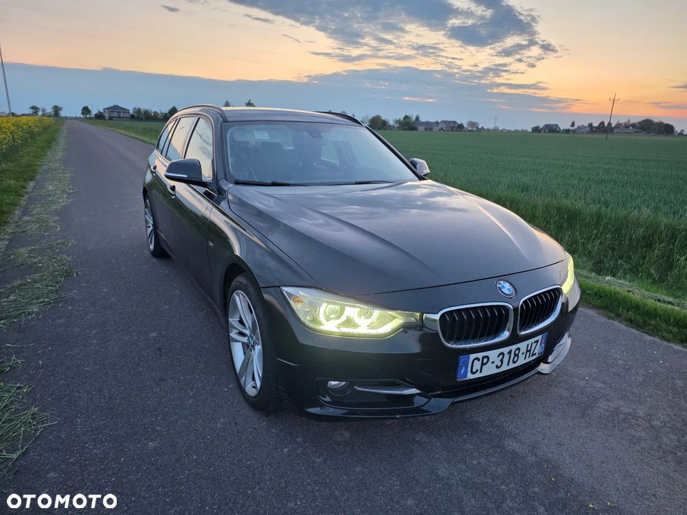 BMW Seria 3 330d Luxury Line - 13