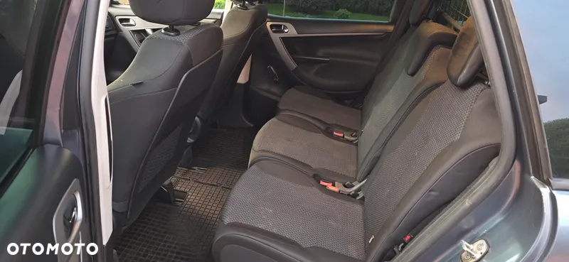 Citroën C4 Picasso 1.6 HDi Impress - 11