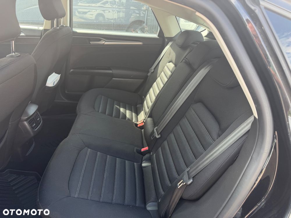 Ford Mondeo - 7