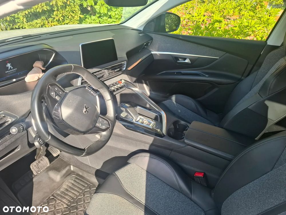 Peugeot 3008 1.2 PureTech Allure S&S EAT6 - 25