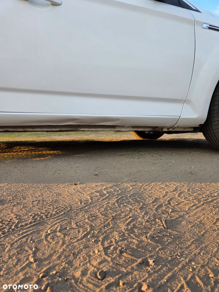 Ford Mondeo 1.6 Silver X - 19