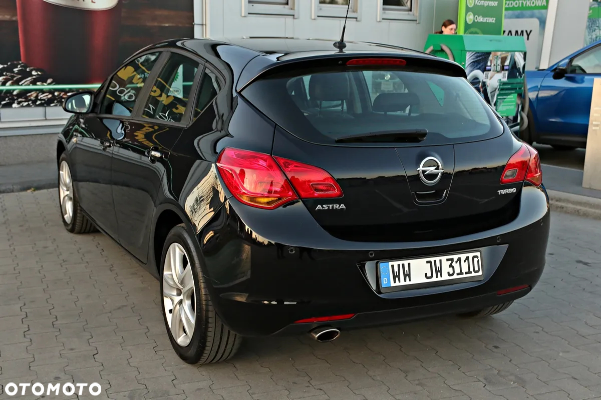 Opel Astra - 17