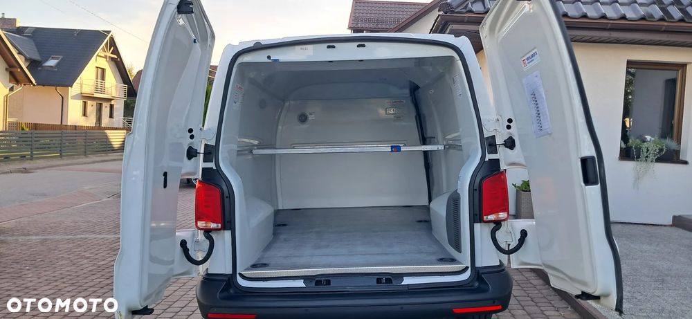 Volkswagen Transporter - 10